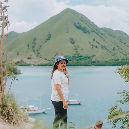 Komodoku One Love Homestay And Tour Labuan Bajo Exteriér fotografie