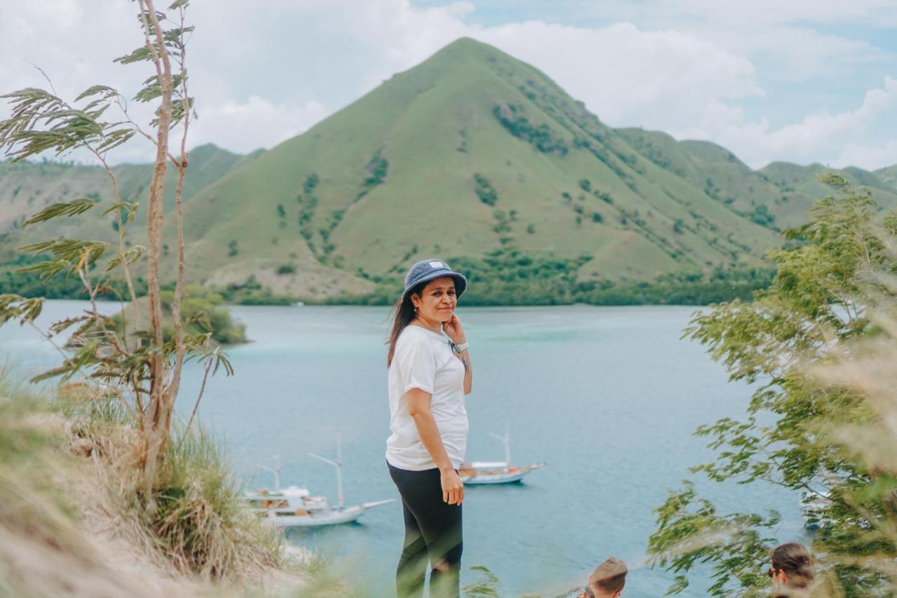 Komodoku One Love Homestay And Tour Labuan Bajo Exteriér fotografie