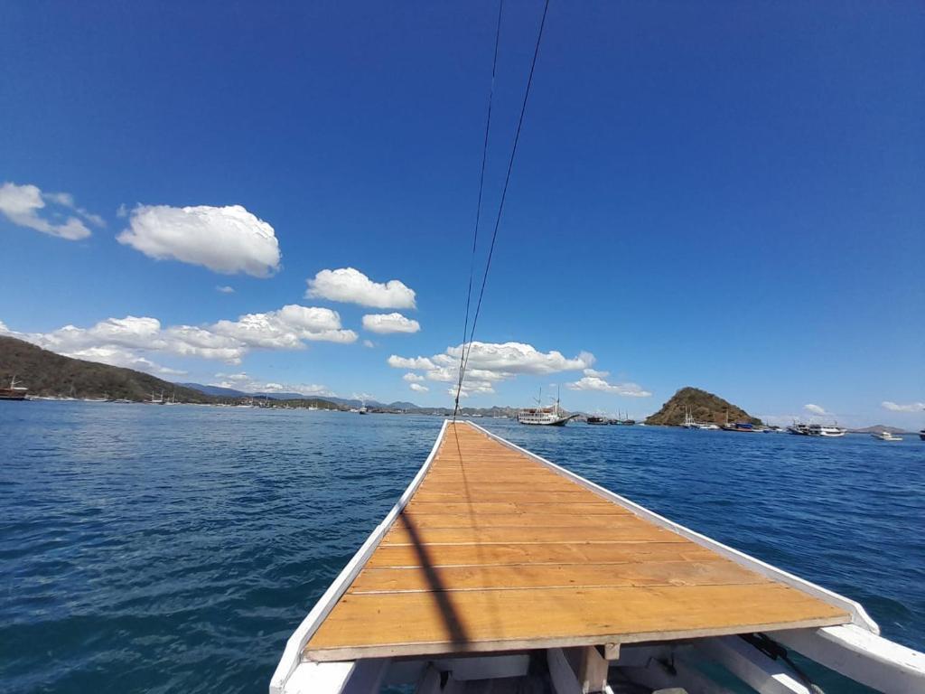 Komodoku One Love Homestay And Tour Labuan Bajo Exteriér fotografie