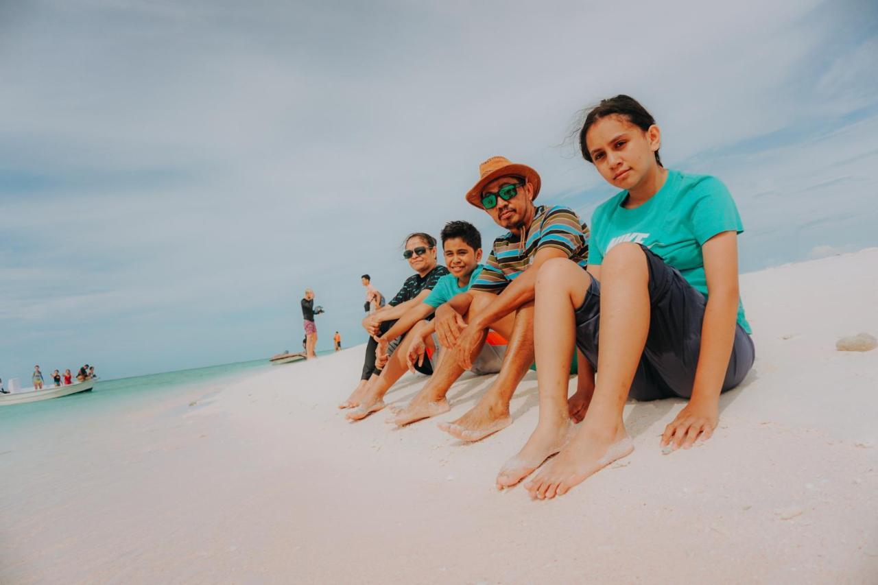 Komodoku One Love Homestay And Tour Labuan Bajo Exteriér fotografie