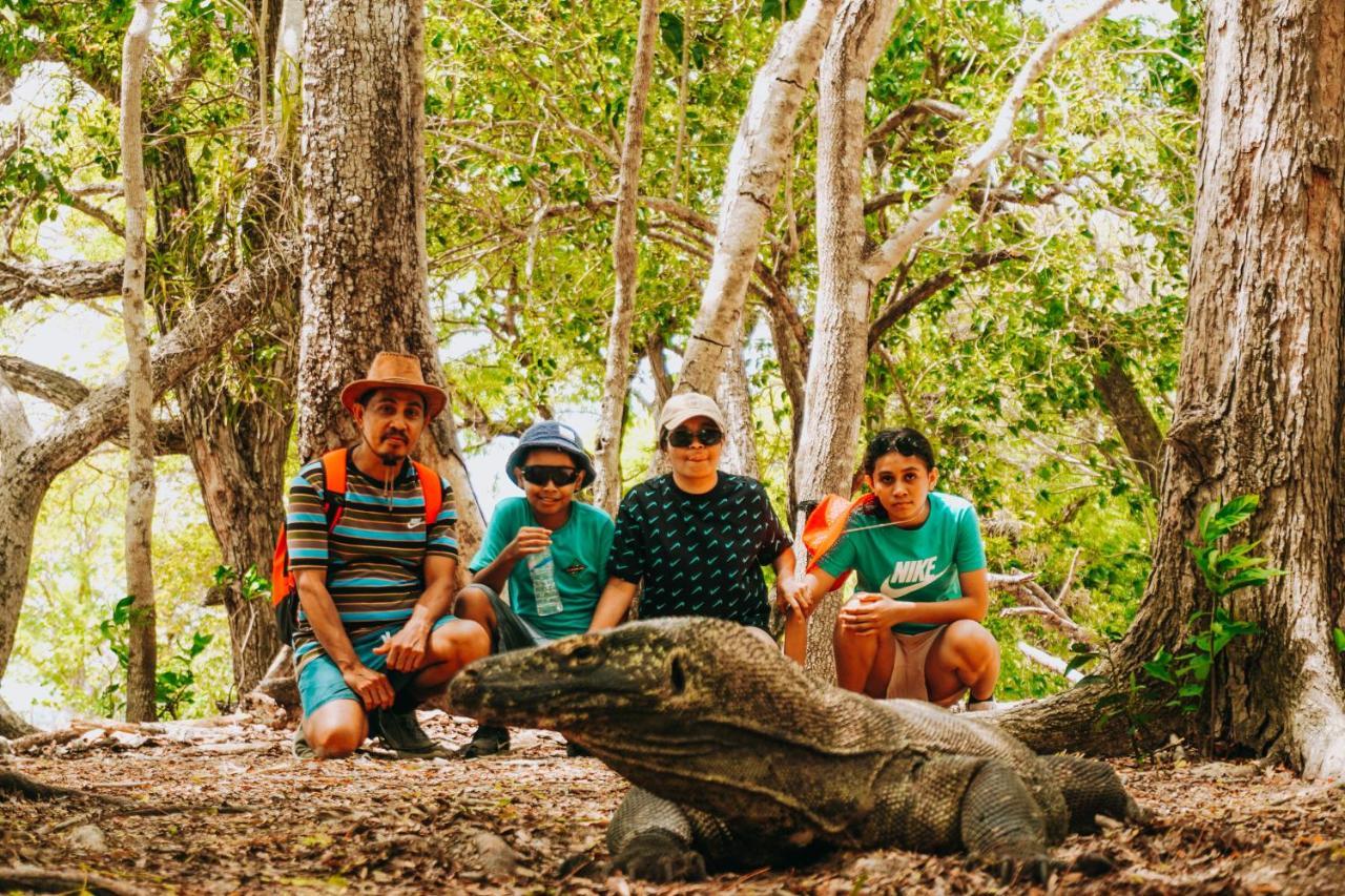 Komodoku One Love Homestay And Tour Labuan Bajo Exteriér fotografie