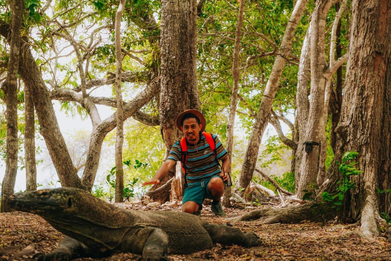 Komodoku One Love Homestay And Tour Labuan Bajo Exteriér fotografie