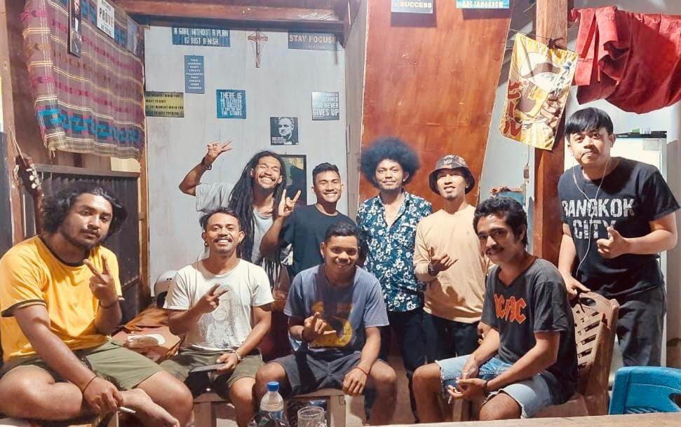 Komodoku One Love Homestay And Tour Labuan Bajo Exteriér fotografie