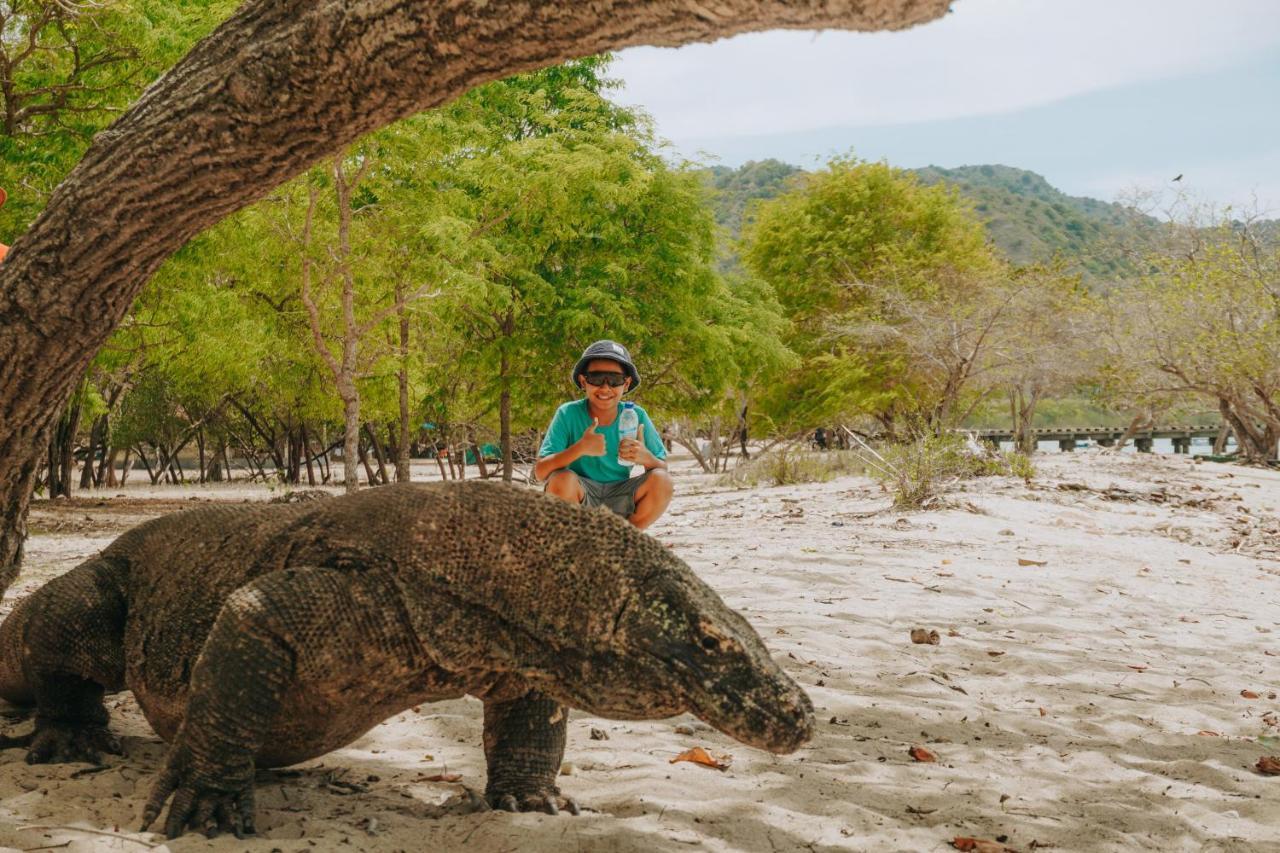 Komodoku One Love Homestay And Tour Labuan Bajo Exteriér fotografie